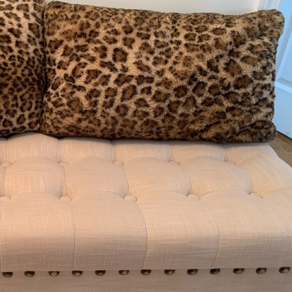 SOLD!🐆🖤 1960’s style Leopard Print Pillow - Picture 3 of 4